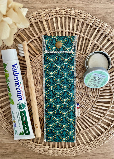 Étui à brosse à dents 𝑵𝒂𝒓𝒂